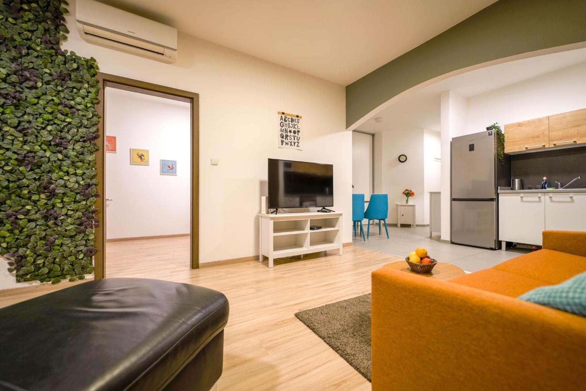 Vesna Convenient Apartment บราติสลาวา ภายนอก รูปภาพ